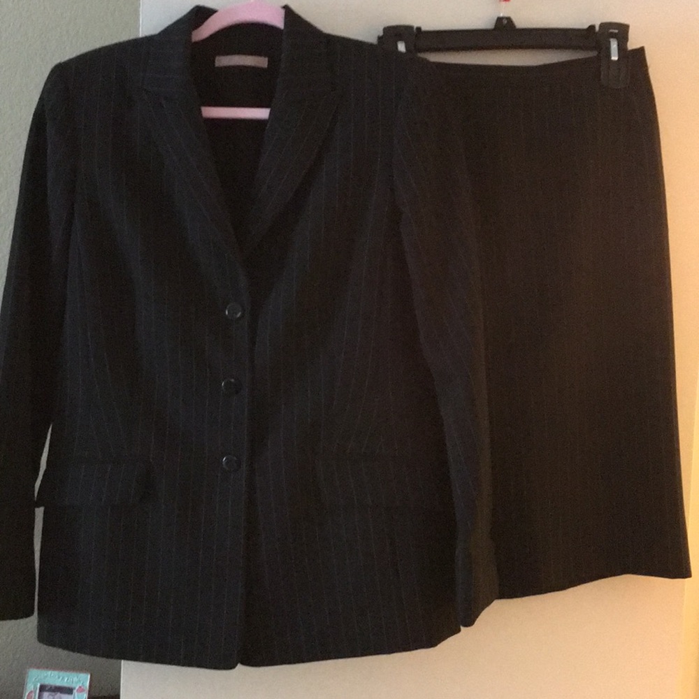 Women’s business suit